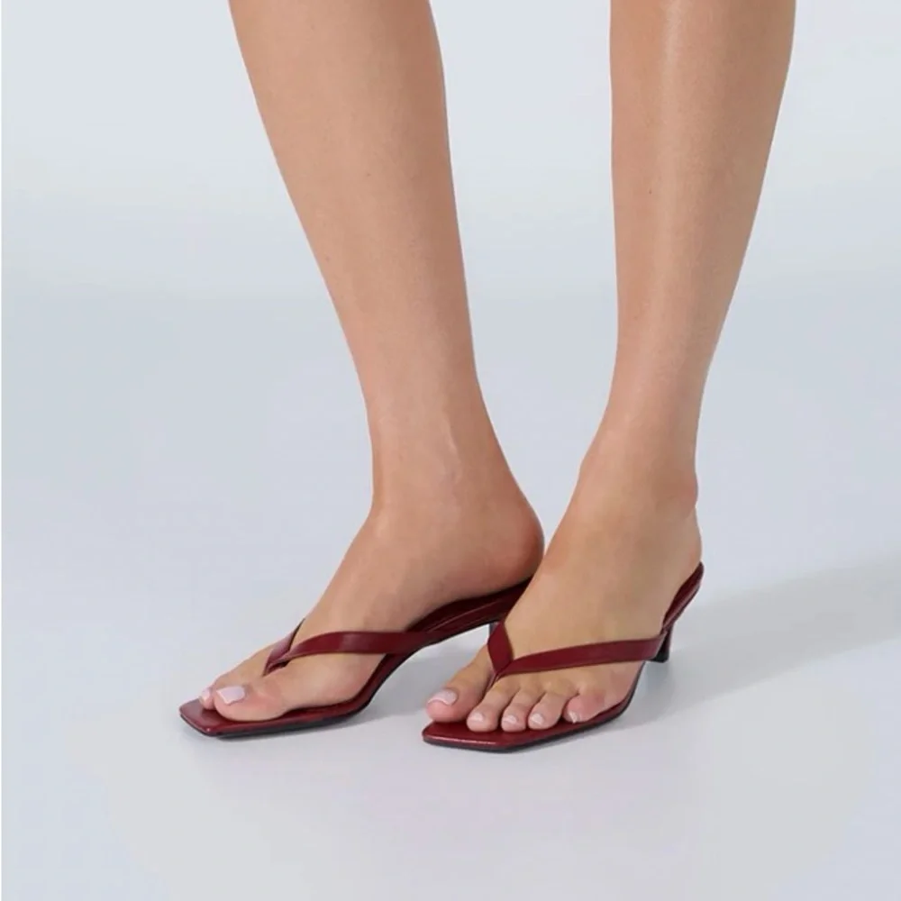 Tony Bianco Burgundy Sandals - Picture 2 of 3